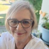 Photo de profil de Cécile Rey