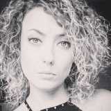 Photo de profil de Delphine Caron