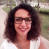 Photo de profil de Hélène Pichon