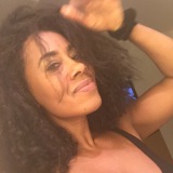 Photo de profil de Émilie Constantin