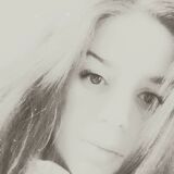 Photo de profil de Mélanie Dulompont