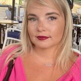 Photo de profil de Chloé Lozach